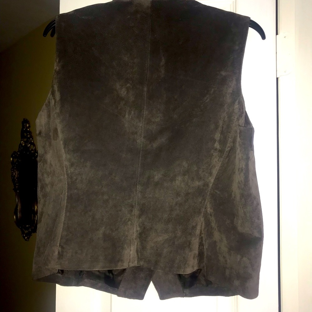 Liz Claiborne Brown Suede Vest - Picture 3 of 3